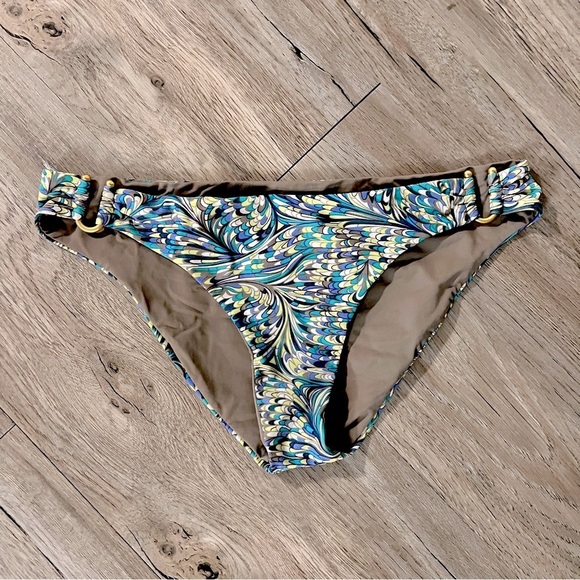 L*Space Reversible Bikini Bottoms - Picture 1 of 4